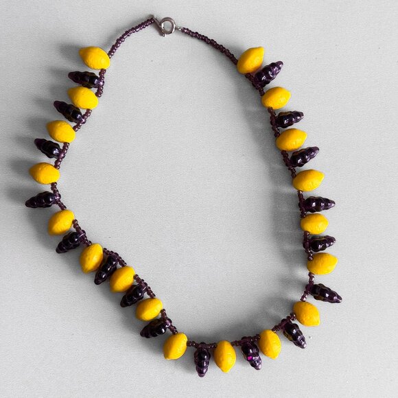 Fruit necklace lemons and grapes - Picture 1 of 1